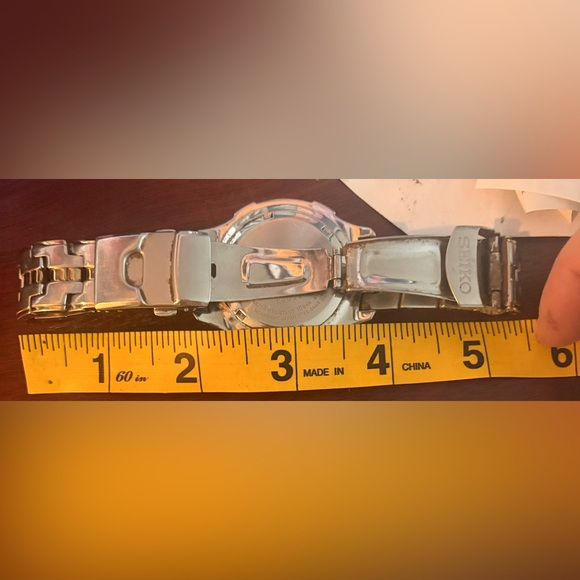 Seiko Men's 1/100 Second Retrograde Chronograph - Picture 8 of 9